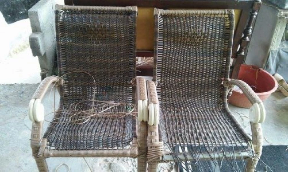 Foto 200:  — Reforma de Móveis em Junco Sintético e Cadeiras de Palhinha Natural Sintético Ariel